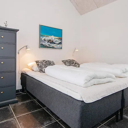 בית נופש 6 Person Holiday In R M